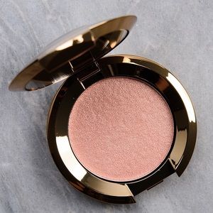 Becca pink highlighter in Rose Quartz + Elf Blush (choice between 3 shades)